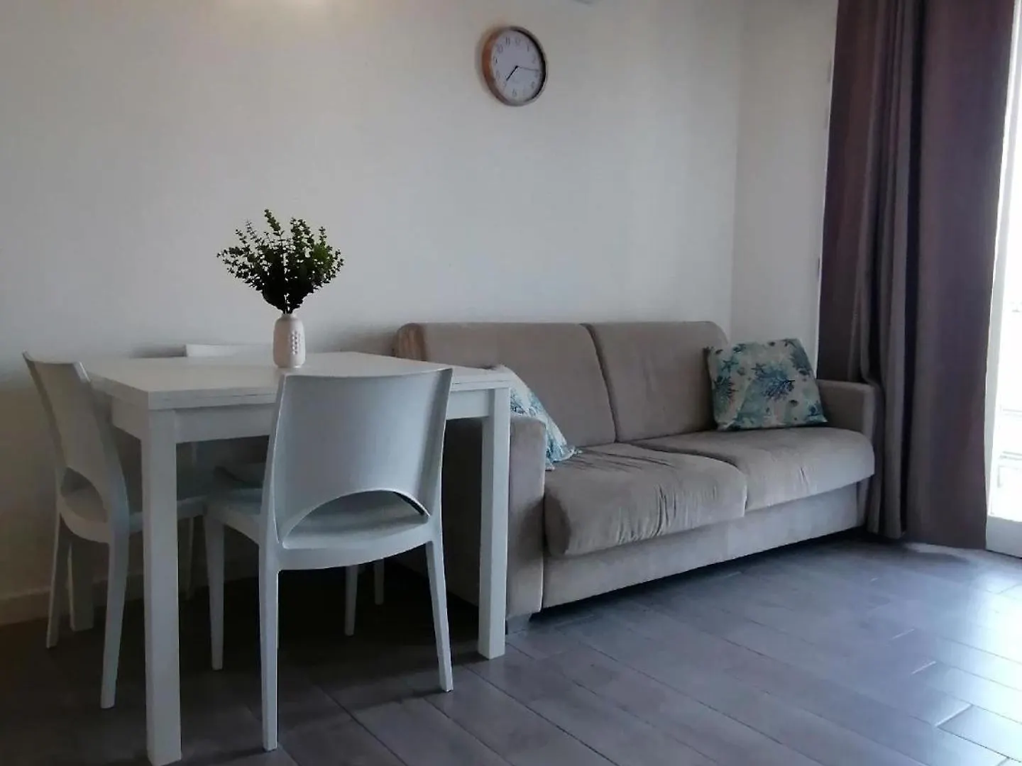 Penthouse Mit Meerblickterrasse Und Schloss Castelsardo