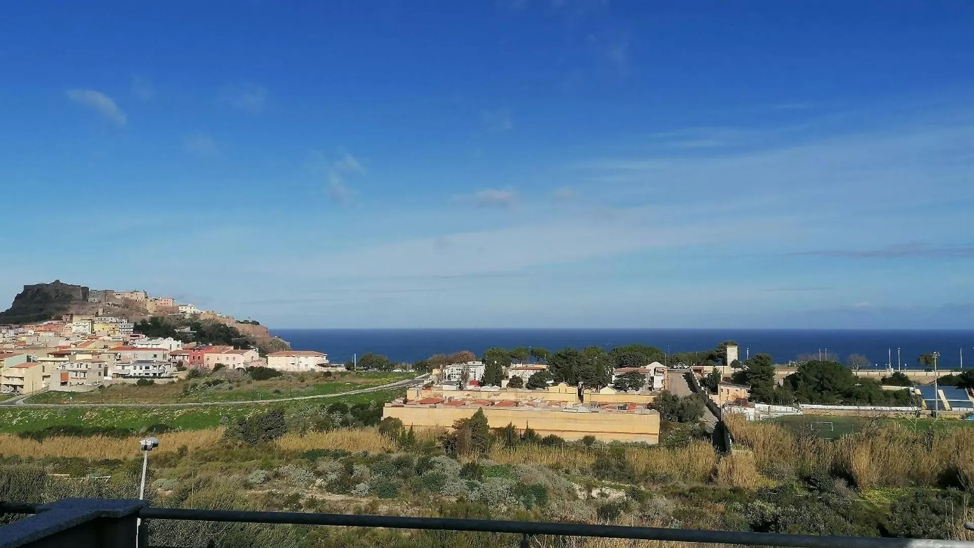 Penthouse Mit Meerblickterrasse Und Schloss Castelsardo Apartment